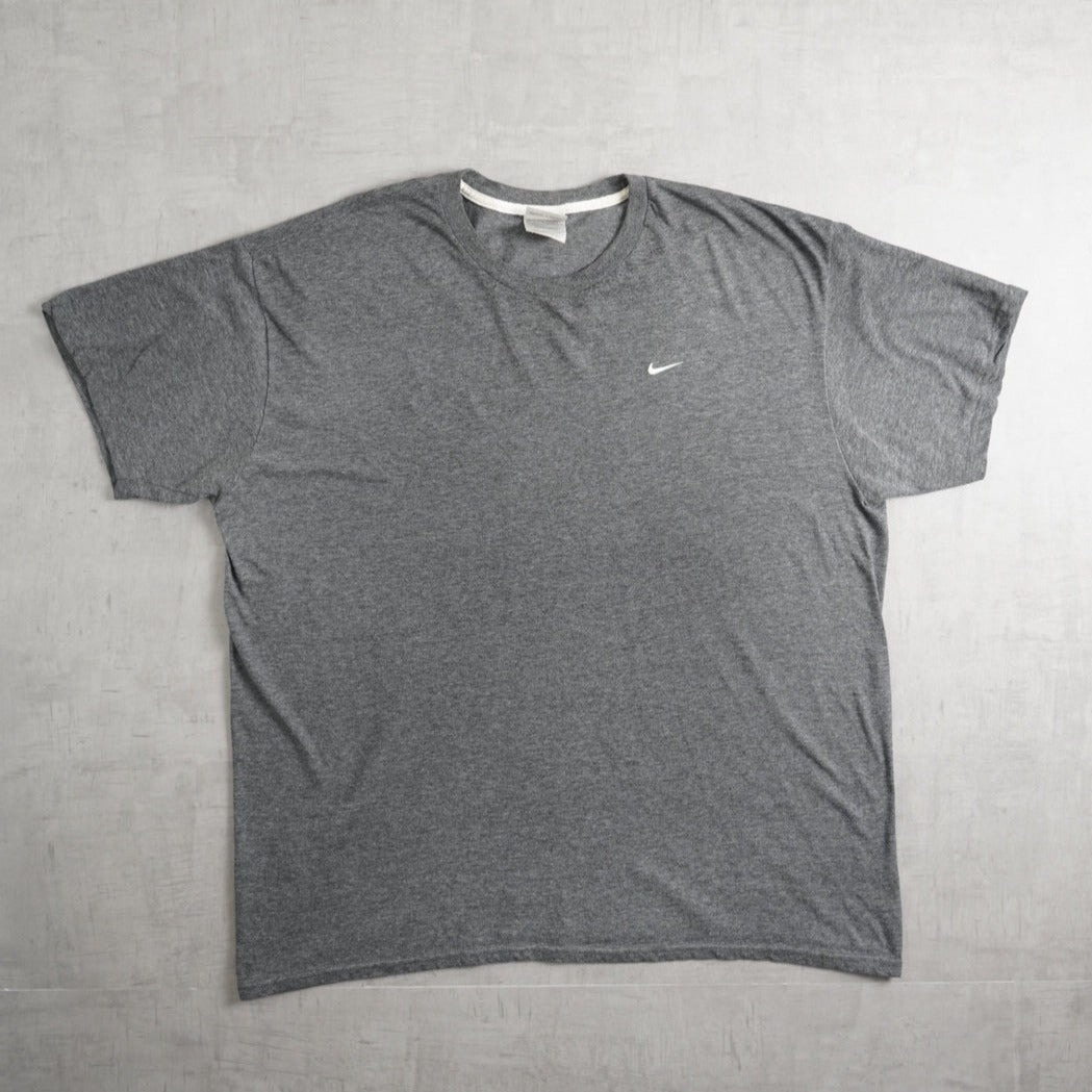 Black nike shirt with white check cheap